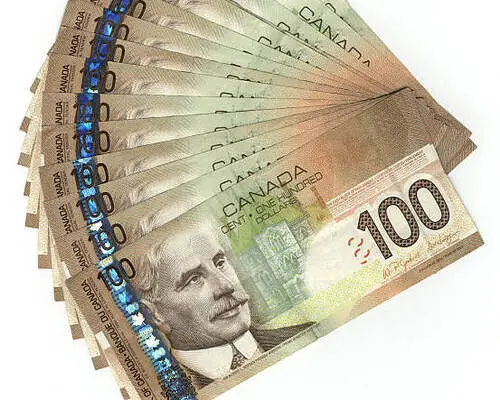 100 dollar canadien